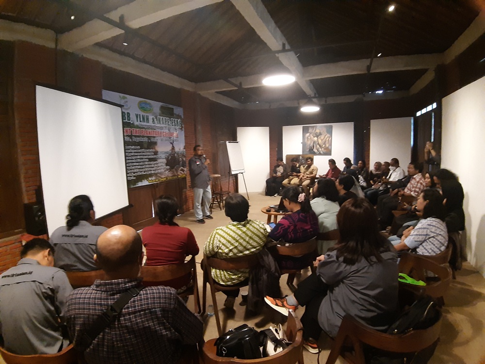 Workshop FIGHT THE PLANETARY COLLAPSE oleh Yayasan Tirta Alam Bumi Bertuah